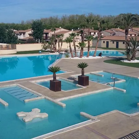 Domaine De A 600m De La D'angle, Climatisee, Grande Terrasse 3 7 Couchages Wifi Animations Et Piscines En Supplement Lrpdso7 *
