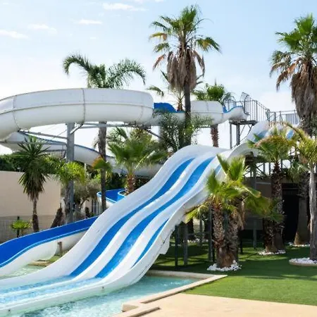 Villa Domaine De A 600m De La D'angle, Climatisee, Grande Terrasse 3 7 Couchages Wifi Animations Et Piscines En Supplement Lrpdso7 *