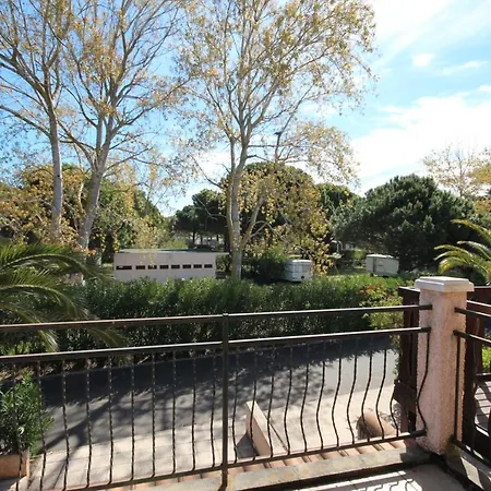 Domaine De A 600m De La D'angle, Climatisee, Grande Terrasse 3 7 Couchages Wifi Animations Et Piscines En Supplement Lrpdso7