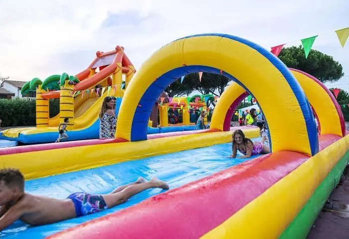 Domaine De A 600m De La D'angle, Climatisee, Grande Terrasse 3 7 Couchages Wifi Animations Et Piscines En Supplement Lrpdso7