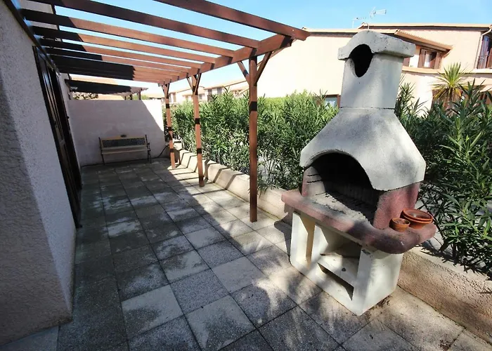 Domaine De A 600m De La D'angle, Climatisee, Grande Terrasse 3 7 Couchages Wifi Animations Et Piscines En Supplement Lrpdso7 Villa *