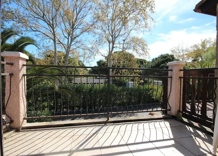 Domaine De A 600m De La D'angle, Climatisee, Grande Terrasse 3 7 Couchages Wifi Animations Et Piscines En Supplement Lrpdso7 Villa *